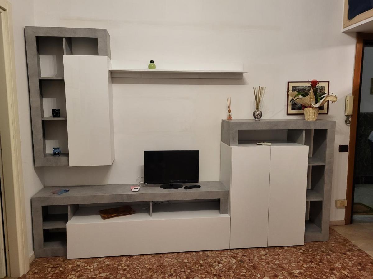 Apartamento Soggiorna Con Claudia Roma Exterior foto